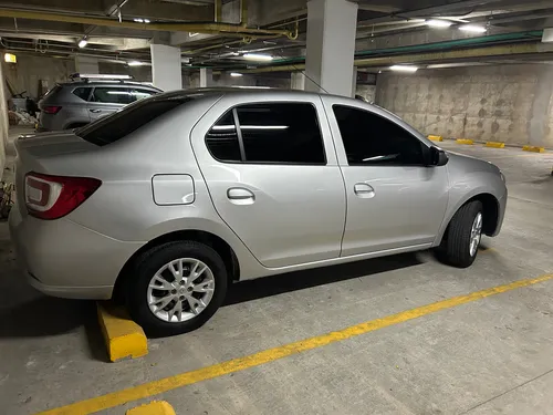 Renault Logan 1.6 Authentique / Life