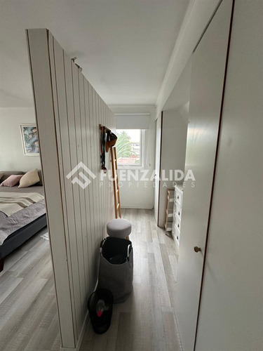 Casa De 3 Pisos En Pasaje Cerrado En Venta. En Ñuñoa
