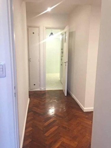 Departamento En Venta En Recoleta.