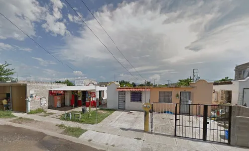 Venta De Casa En Calle San Carlos, Fracc. Santa Fé, Nayarit Recuperacion Bancaria Laab2