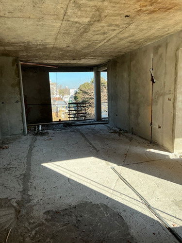 Imagen 2 de 11 de Departamento En Venta Frente A Parque Alberti