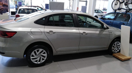 Volkswagen Virtus 1.6 Msi Trendline Retira Con $180.000 Lm