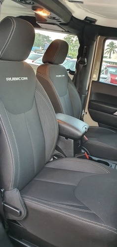 Imagen 13 de 15 de Jeep Wrangler 2017 3.6 Rubicon 4x4 Mt