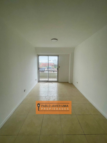 Departamento 2 Amb - Saenz Peña - Tres De Febrero