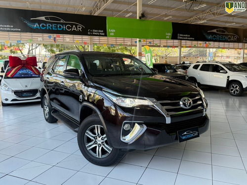 Toyota Hilux SW4 2.7 SRV 7 LUGARES 4X2 16V FLEX 4P AUTOMÁTICO