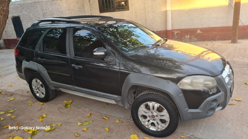 Fiat Palio 1.8 Adventure Locker