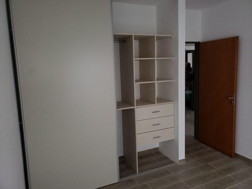 Imagen 9 de 18 de 3 Ambientes | Tamborini, Jose P. Al 6000