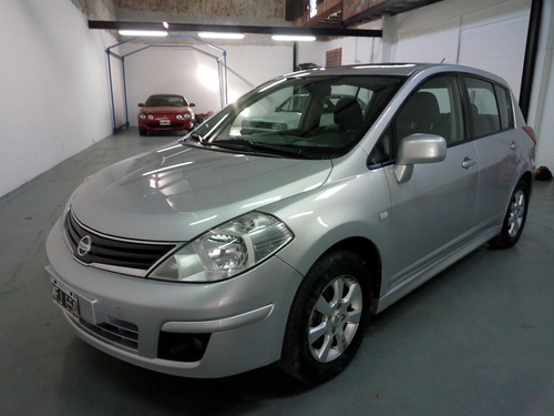 Nissan Tiida 1.8 Tekna 5 P 2013