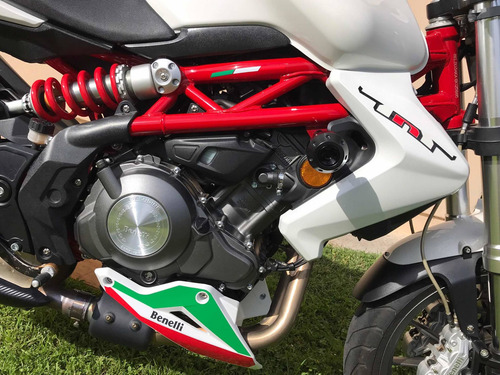 Benelli Tnt300