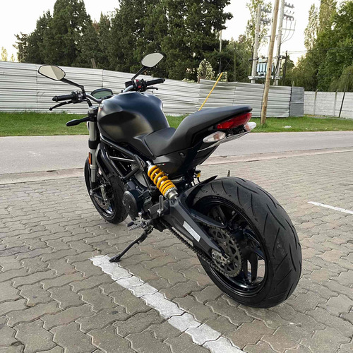 Ducati Monster 797
