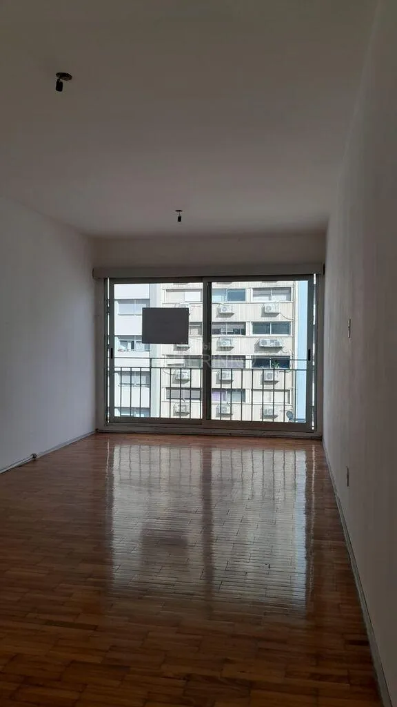 Alquiler Monoambiente Cordón, S/18 De Julio Y Vazquez · Foto 4