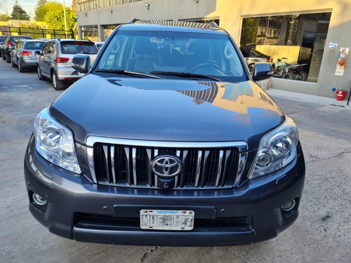 Imagen 8 de 13 de Toyota Land Cruiser Prado Vx