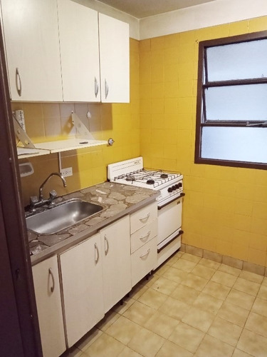 Imagen 6 de 14 de Depto 2 Ambientes Apto Profesional.
