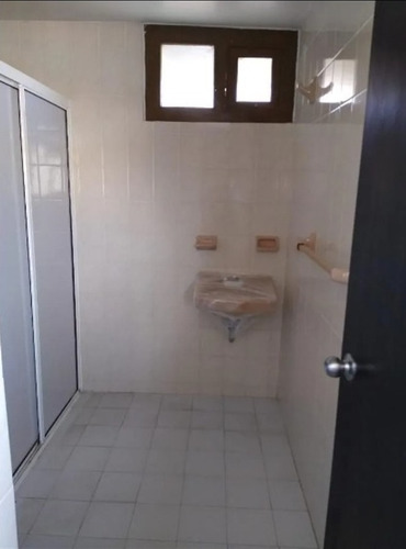 Preciosa Y Amplia Casa, Excelente Ubicación En Col. San Buenaventura, Toluca. Cerca Del Tec De Monterrey -no Créditos- Jagr