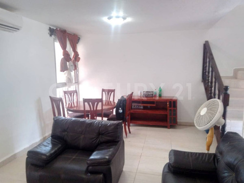 Casa En Venta En Condominio Las Palmas, Tuncingo, Acapulco