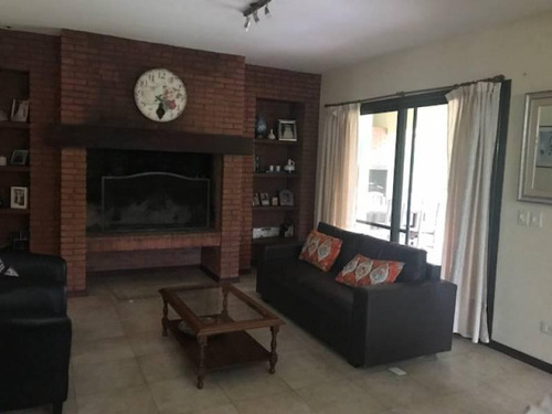 Imagen 5 de 18 de Casa En Venta En La Celina - Maroto Propiedades