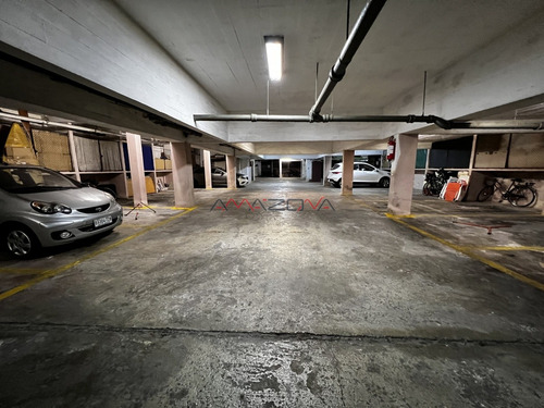 1 Dormitorio Reciclado, Ascensor, Garaje, Baulera Balcón Y Gastos Bajos
