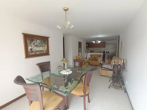 Apartamento En Venta En Los Colores. Cod V12009