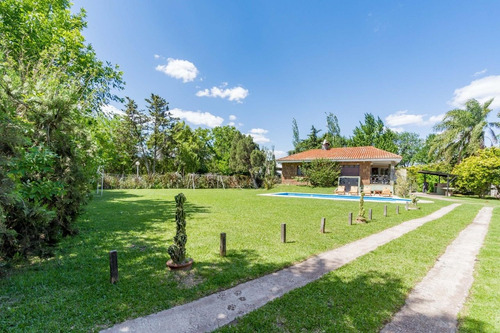 Imagen 4 de 26 de Casa De Campo, Fines De Semana, Semana, Mes. 8 Personas.