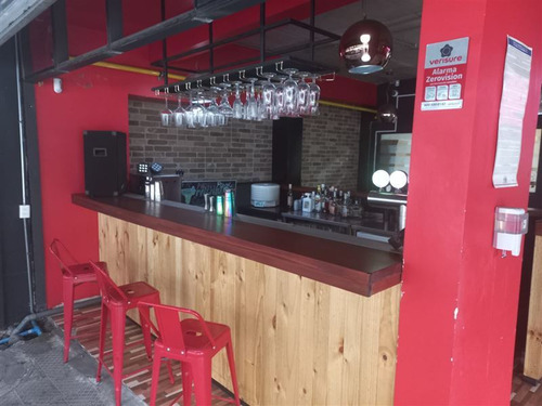 Derecho De Llaves Bar Restaurant En Providencia