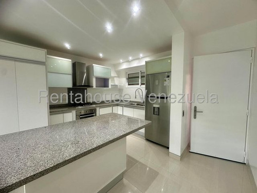 Rah Chacao Vende Apartamento Los Guayabitos 25-15583