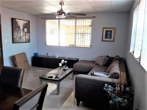 Imagen 6 de 14 de Venta De Casa De 234 M2 En Villa Lucre 21-6617