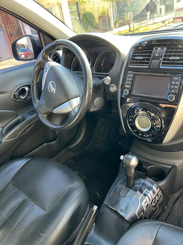 Nissan Versa 1.6 Advance At