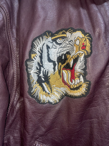 Campera De Cuero Gucci Exclusiva De Colección (Usado)