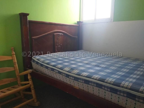 Imagen 8 de 9 de Comodo Apartamento En La Urbanización La Velita. Coro