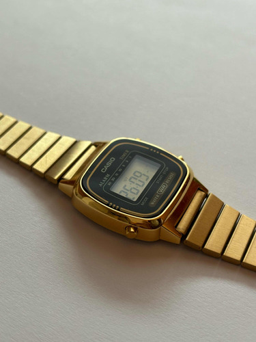 Reloj Casio Dorado Dama