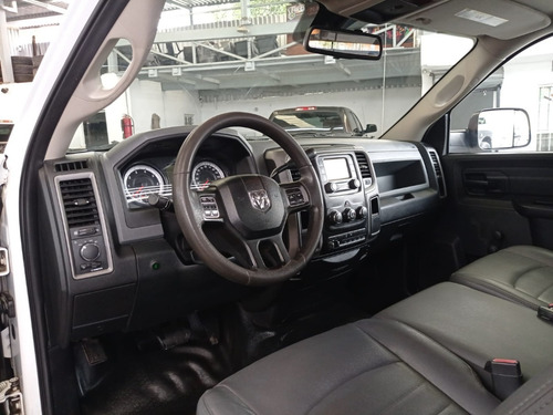 Imagen 12 de 15 de 2014 Ram 3500 Hemi 6.4 Lts Plataforma