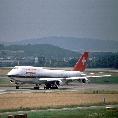 Imagen 10 de 10 de Latam, Avion Boeing 787, Esc 1:400 100% Metálico + 2do Avión