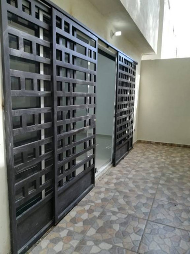 Imagen 11 de 14 de Renta De Casa En Privadas Borneo Apodaca