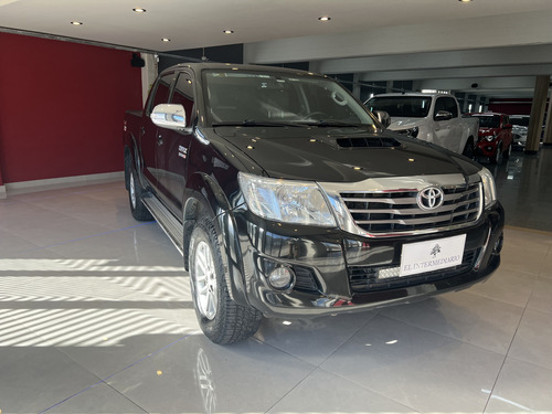 Toyota Hilux Pick-up 3.0 Cd Srv Cuero I 171cv 4x4 4at
