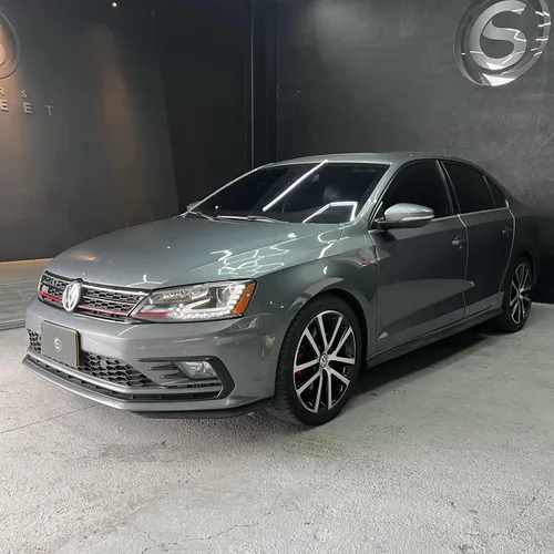 Volkswagen Jetta gli blindaje 2 plus