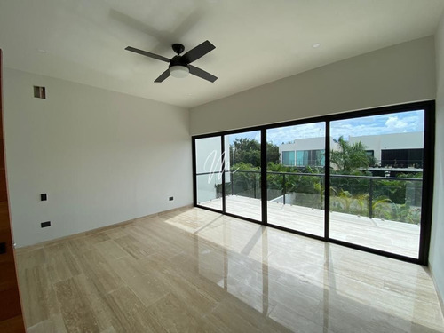Imagen 12 de 24 de Casa En Venta En Lagos Del Sol, En Cancún