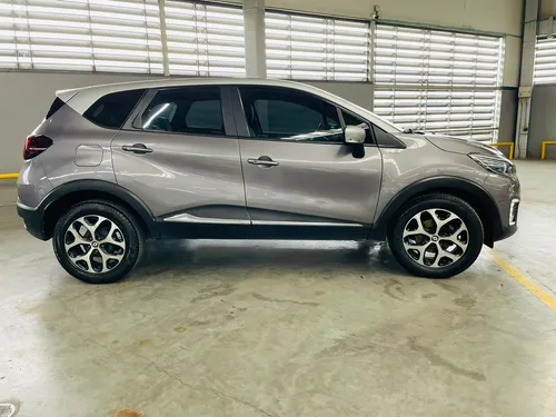 Renault Captur 2.0 Bose Automática