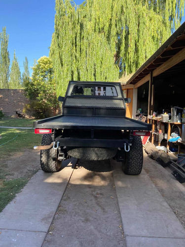 Imagen 6 de 12 de Toyota Hilux Stout