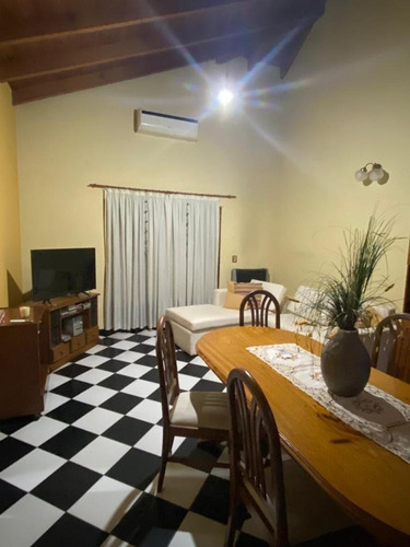Imagen 4 de 15 de Casa En Venta