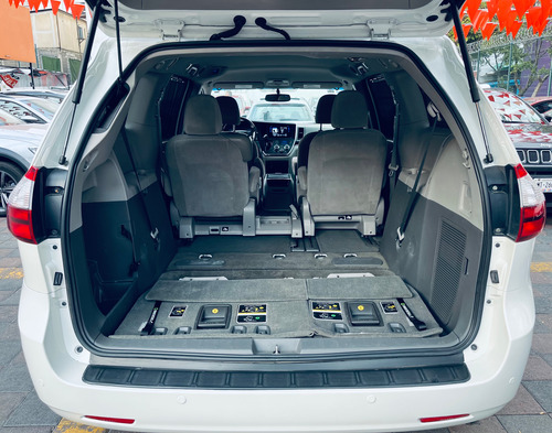 Toyota Sienna 3.5 Xle At