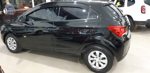 Imagem 4 de 14 de Chevrolet Onix 1.0 Mpfi Lt 8v Flex 4p Manual