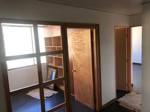 Oficina En Pleno Centro Cívico De Valparaíso 3 Privados