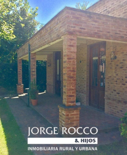 Imagen 3 de 17 de Excelente Casa En Barrio La Dolly - Brandsen -