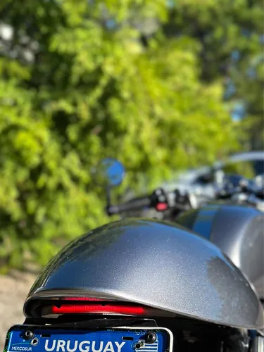 Triumph Thruxton 1200r