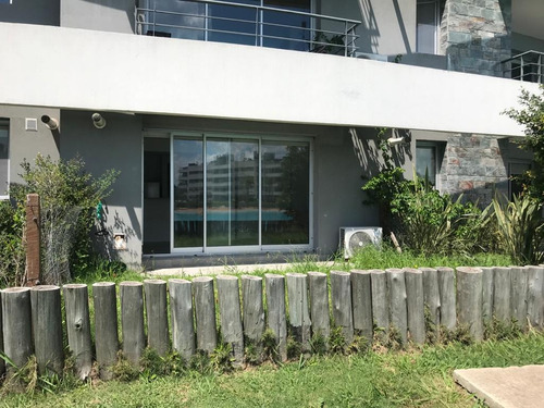 Venta 1 Amb. En Lagoon Pilar Con Jardin Y Vista A La Laguna