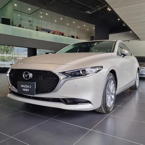 Mazda 3 Sdn Touring At Mhev // Kra 30 // Mcc