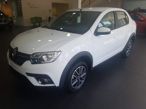 Imagen 12 de 15 de Autos Y Camionetas Renault Logan Toyota Etios Corsa Punto E
