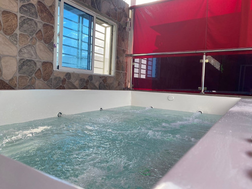 Imagen 18 de 26 de For Sale Penthouse Amueblado En La Av. España De 3 Habitaciones Vista Al Mar Y Jacuzzi
