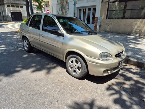 Chevrolet Corsa Classic 1.6 Gl Aa Super