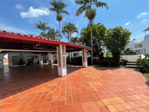 Venta De Casa En Villas Del Parque, Potrerito, Jamundí